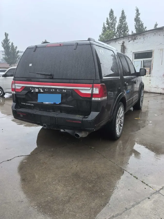 2017 Lincoln Navigator 3.5T 355HP V6 6AT,autocango,china used car exporter,china ev exporter,chinese used car exporter,chinese used ev exporter