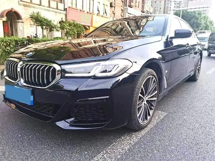 2021 BMW 5 Series 2.0T 252HP L4 8AT,autocango,china used car exporter,china ev exporter,chinese used car exporter,chinese used ev exporter