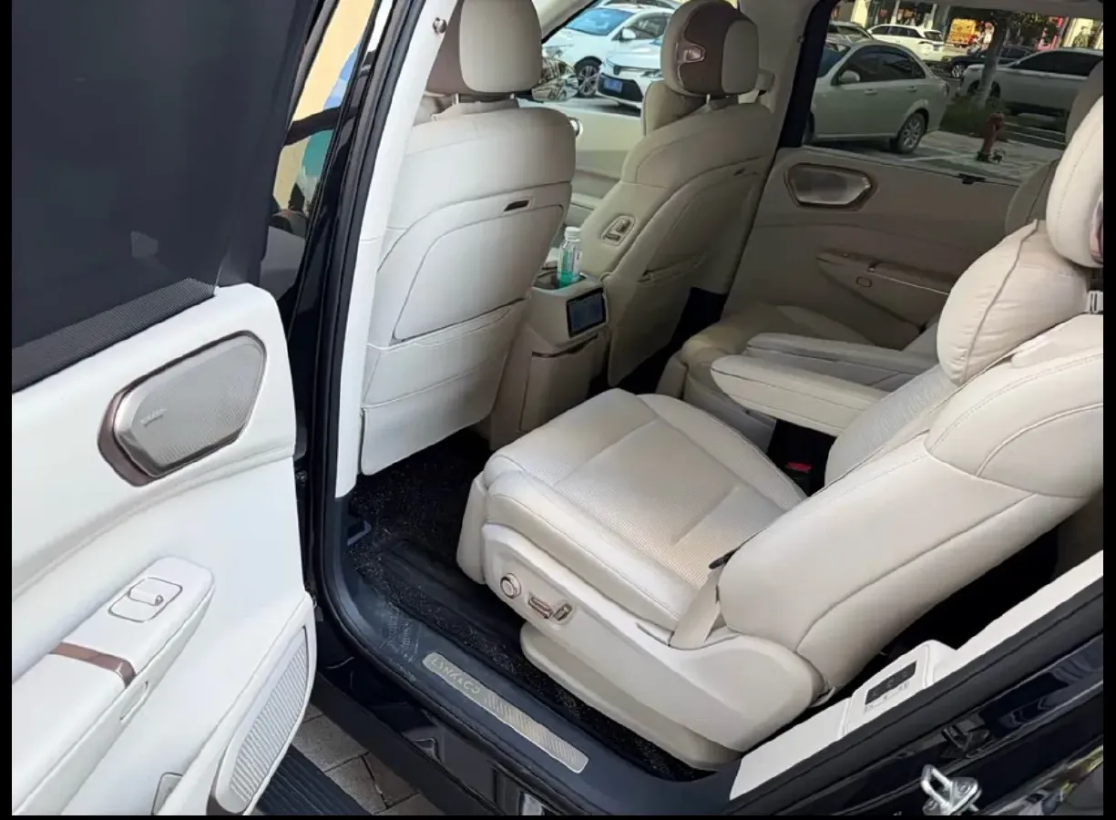 2025 LYNK&CO 900 1.5T 190HP L4 3DHT PHEV 43.3KWH,autocango,china used car exporter,china ev exporter,chinese used car exporter,chinese used ev exporter