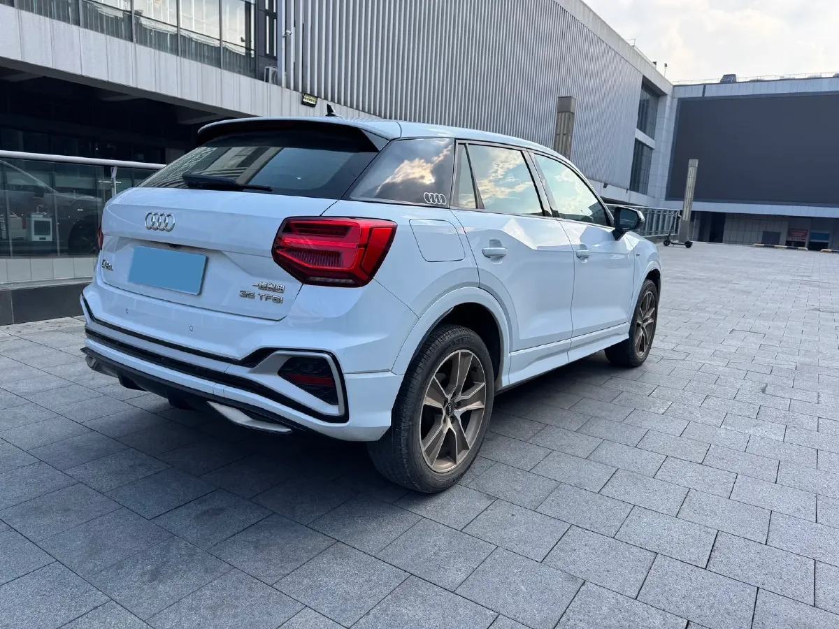 2022 Audi Q2L 1.4T 150HP L4 7DCT,autocango,china used car exporter,china ev exporter,chinese used car exporter,chinese used ev exporter