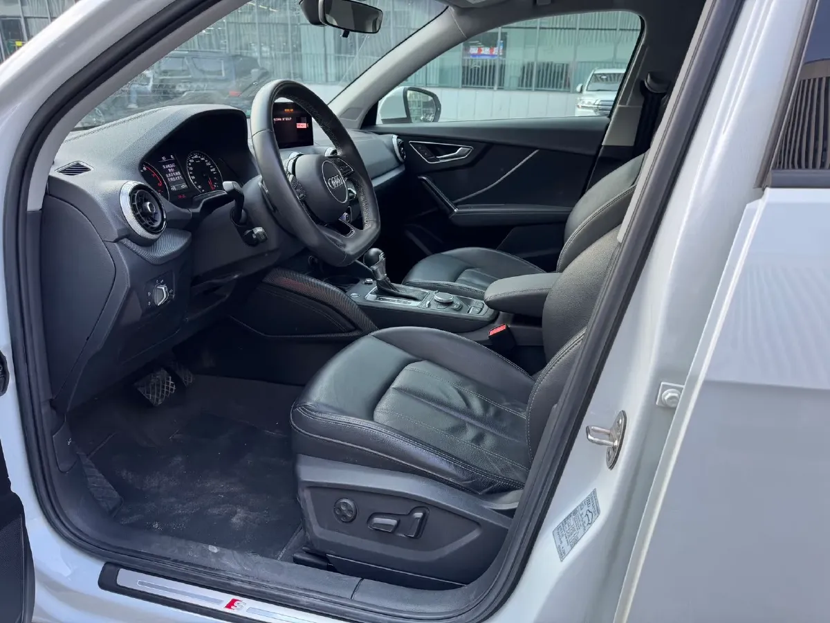 2022 Audi Q2L 1.4T 150HP L4 7DCT,autocango,china used car exporter,china ev exporter,chinese used car exporter,chinese used ev exporter