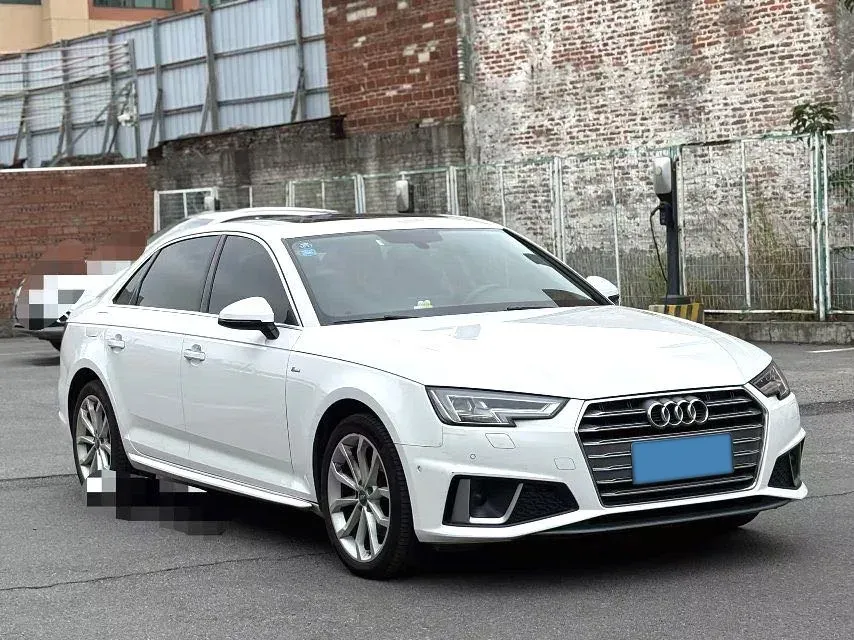 2019 Audi A4L 2.0T 190HP L4 7DCT,autocango,china used car exporter,china ev exporter,chinese used car exporter,chinese used ev exporter