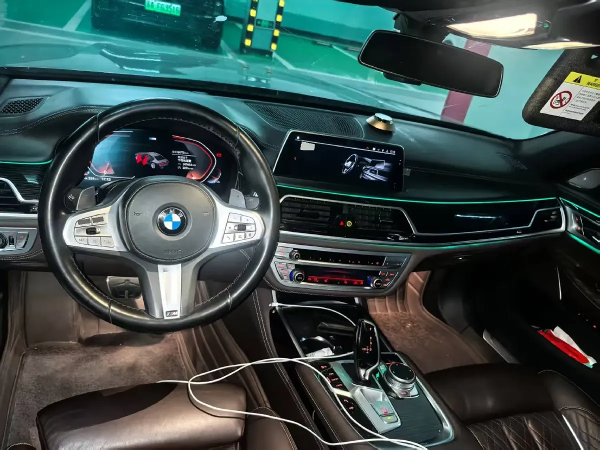 2019 BMW 7 Series 3.0T 340HP L6 8AT,autocango,china used car exporter,china ev exporter,chinese used car exporter,chinese used ev exporter
