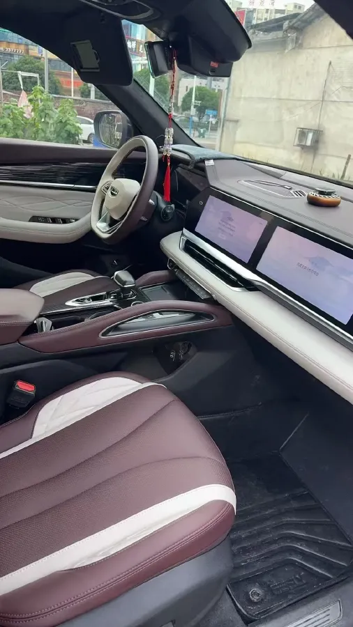 2021 Geely Monjaro 2.0T 218HP L4 7DCT,autocango,china used car exporter,china ev exporter,chinese used car exporter,chinese used ev exporter