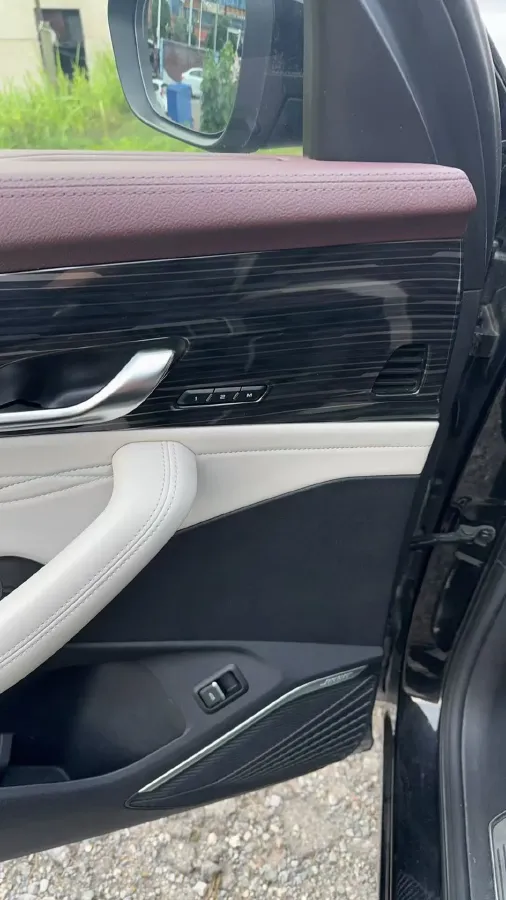 2021 Geely Monjaro 2.0T 218HP L4 7DCT,autocango,china used car exporter,china ev exporter,chinese used car exporter,chinese used ev exporter