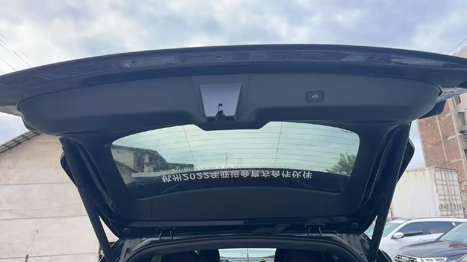 2021 Geely Monjaro 2.0T 218HP L4 7DCT,autocango,china used car exporter,china ev exporter,chinese used car exporter,chinese used ev exporter