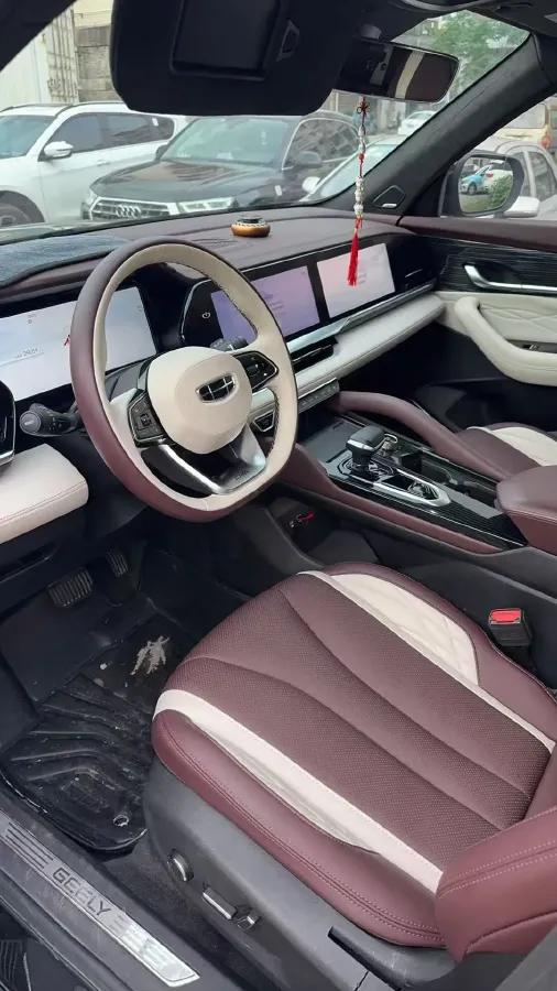 2021 Geely Monjaro 2.0T 218HP L4 7DCT,autocango,china used car exporter,china ev exporter,chinese used car exporter,chinese used ev exporter