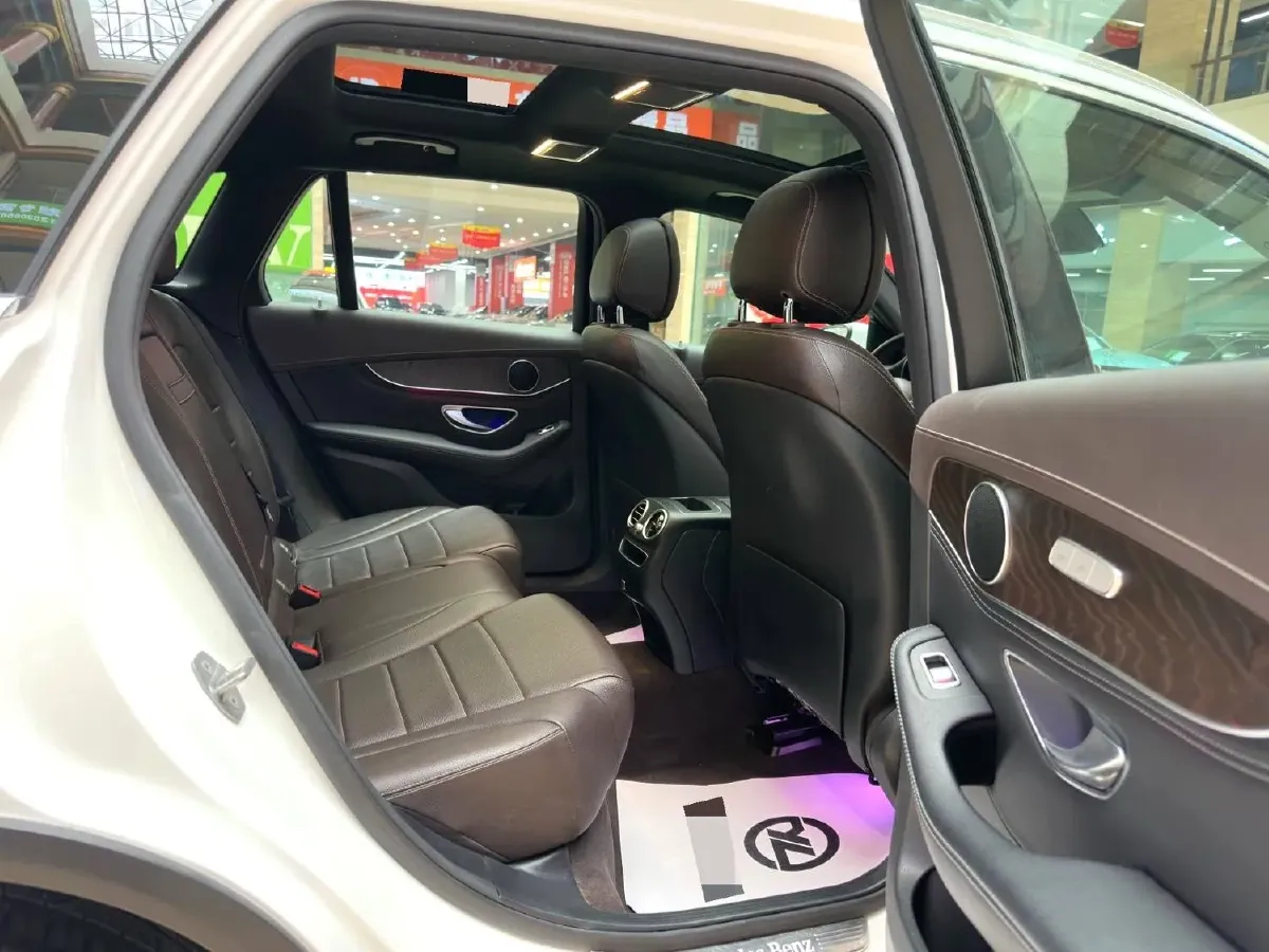 2020 Mercedes-Benz GLC Class 2.0T 258HP L4 9AT,autocango,china used car exporter,china ev exporter,chinese used car exporter,chinese used ev exporter