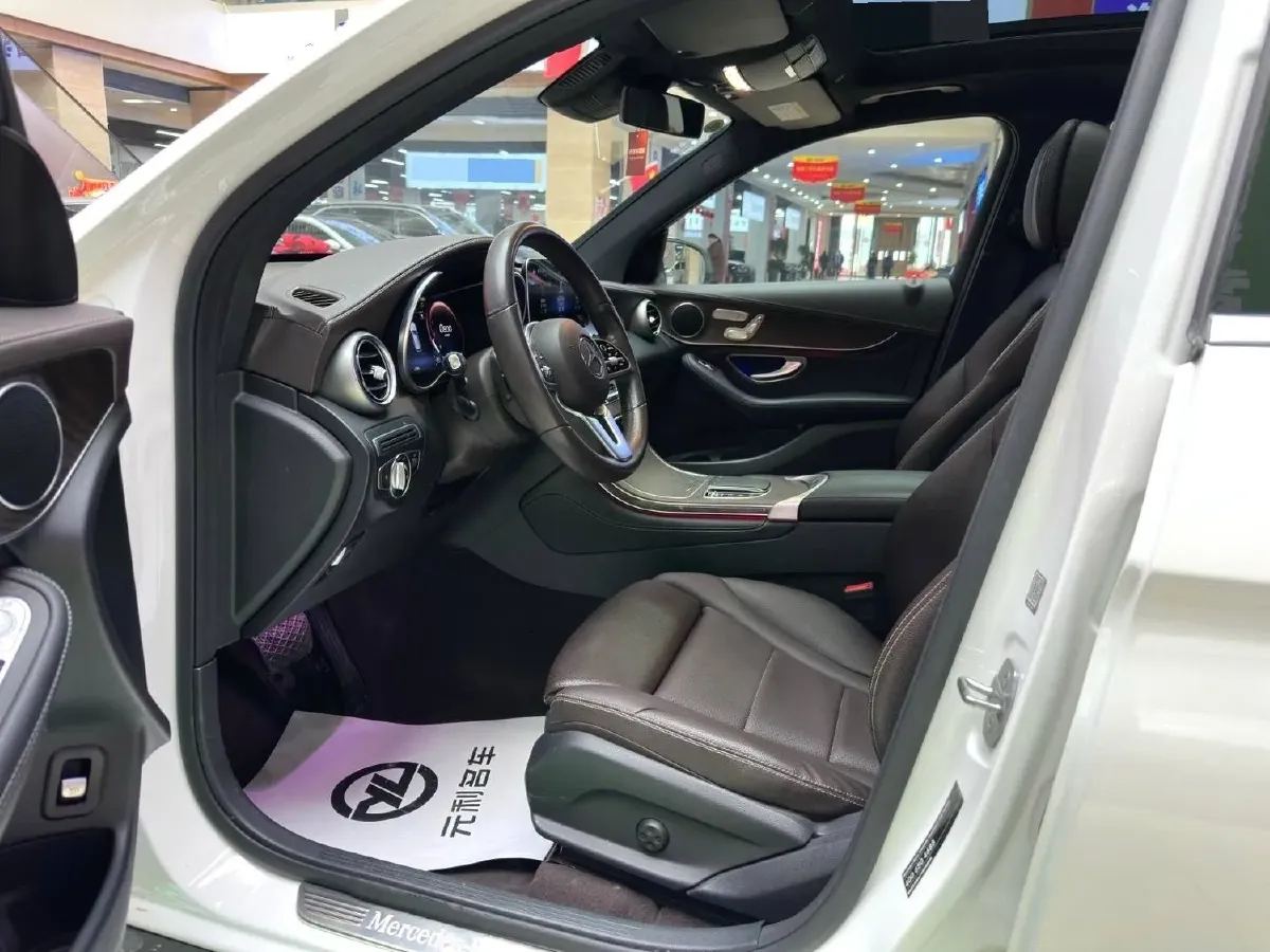 2020 Mercedes-Benz GLC Class 2.0T 258HP L4 9AT,autocango,china used car exporter,china ev exporter,chinese used car exporter,chinese used ev exporter