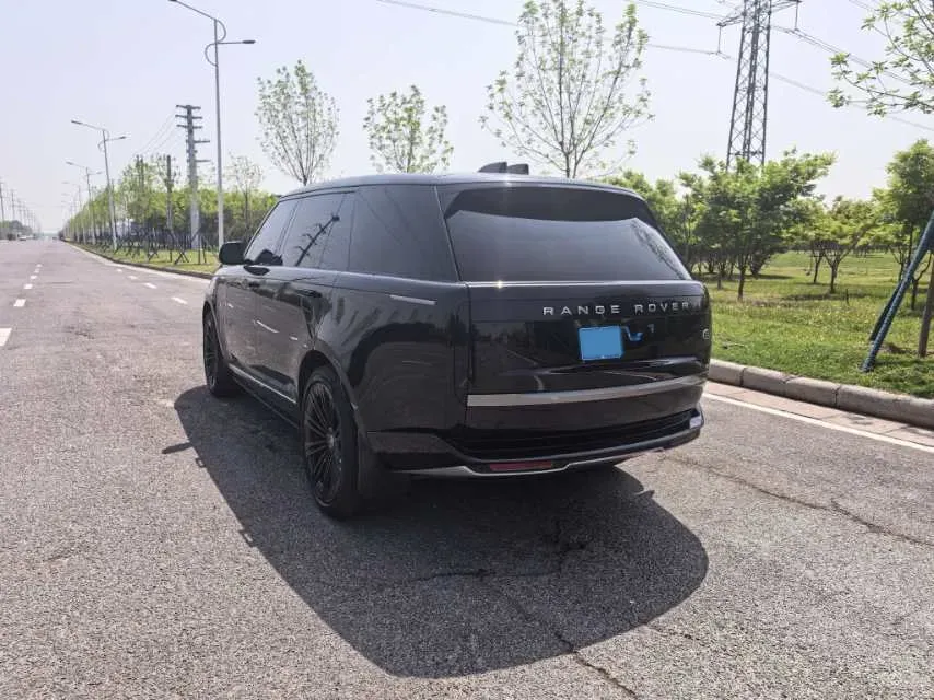 2024 Land Rover Range Rover 3.0T 400HP L6 8AT,autocango,china used car exporter,china ev exporter,chinese used car exporter,chinese used ev exporter