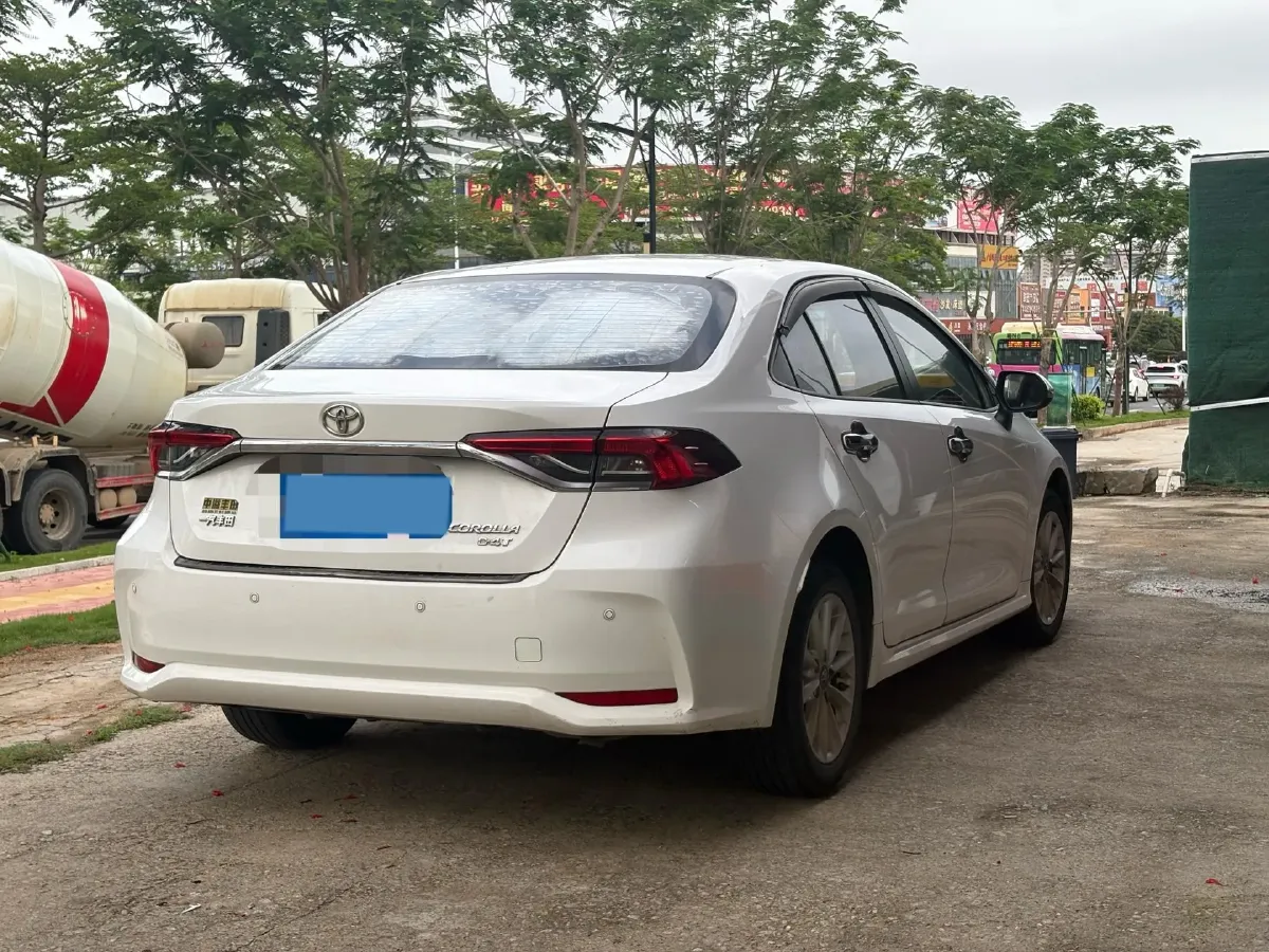 2021 Toyota Corolla 1.2T 116HP L4 CVT,autocango,china used car exporter,china ev exporter,chinese used car exporter,chinese used ev exporter