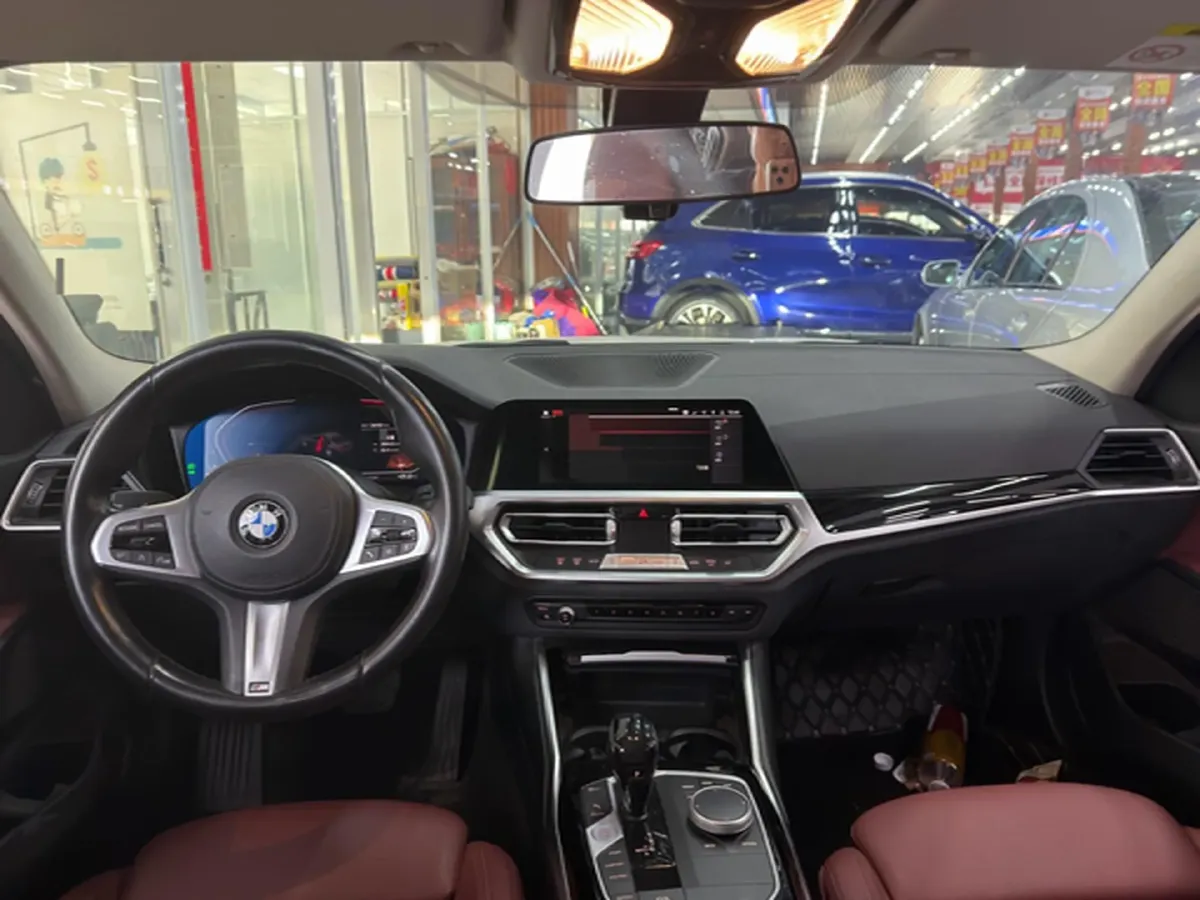 2021 BMW 3 Series 2.0T 156HP L4 8AT,autocango,china used car exporter,china ev exporter,chinese used car exporter,chinese used ev exporter