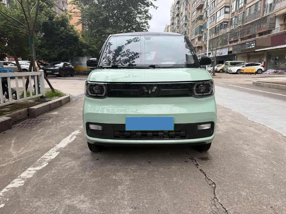2022 WuLing HongGuang MINI EV BEV 9KWH,autocango,china used car exporter,china ev exporter,chinese used car exporter,chinese used ev exporter