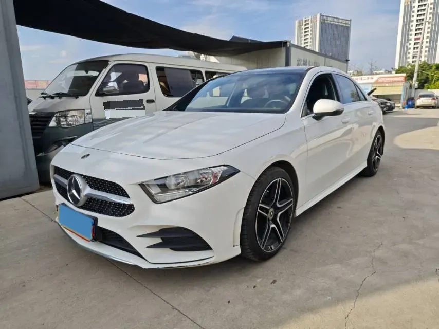 2021 Mercedes-Benz A Class 1.3T 163HP L4 7DCT,autocango,china used car exporter,china ev exporter,chinese used car exporter,chinese used ev exporter