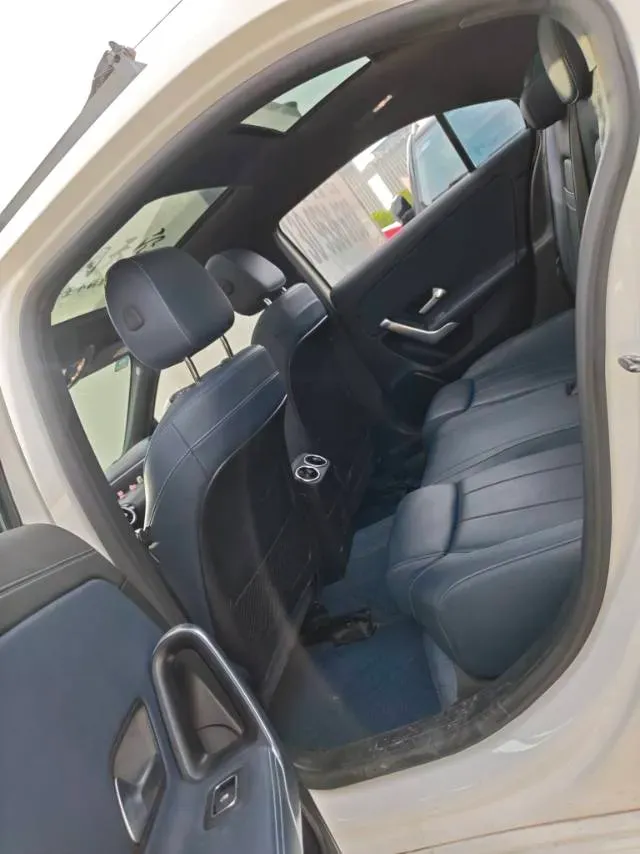 2021 Mercedes-Benz A Class 1.3T 163HP L4 7DCT,autocango,china used car exporter,china ev exporter,chinese used car exporter,chinese used ev exporter