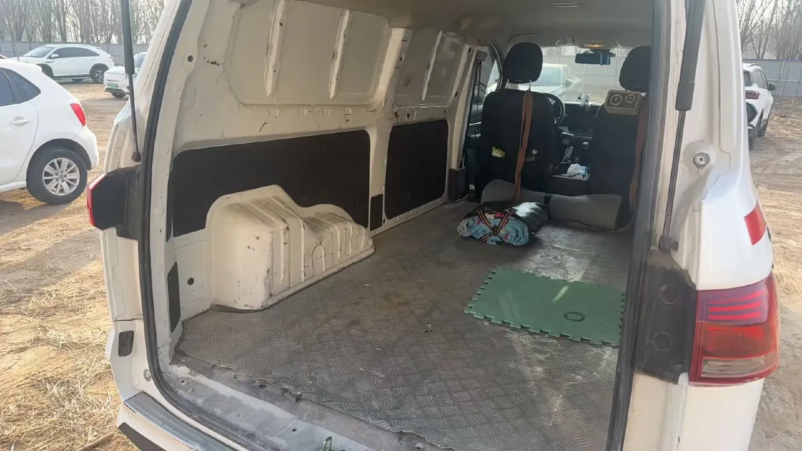 2023 BAW RuiSheng Trump M7 2.0L 144HP L4 5MT,autocango,china used car exporter,china ev exporter,chinese used car exporter,chinese used ev exporter