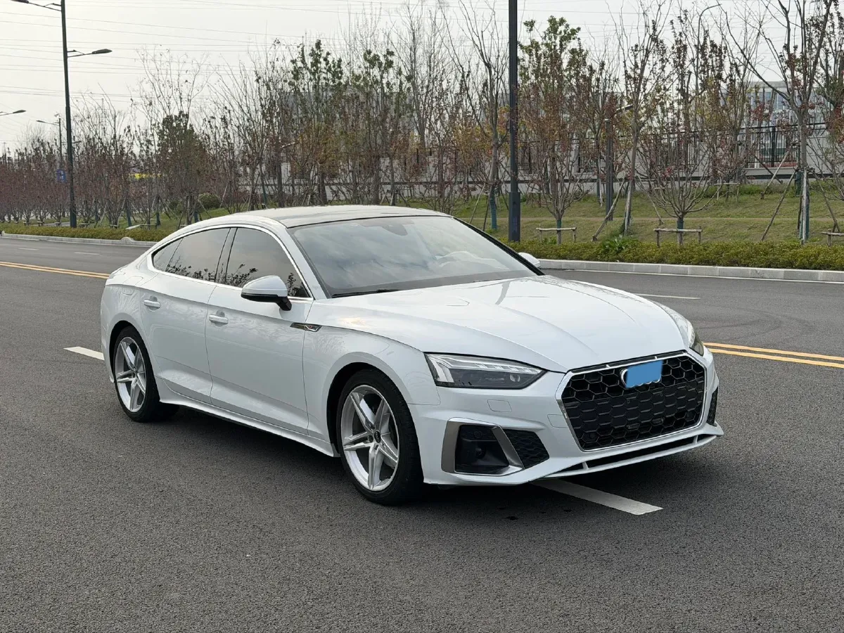 2021 Audi A5 2.0T 204HP L4 7DCT,autocango,china used car exporter,china ev exporter,chinese used car exporter,chinese used ev exporter