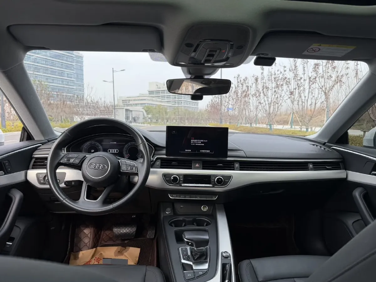 2021 Audi A5 2.0T 204HP L4 7DCT,autocango,china used car exporter,china ev exporter,chinese used car exporter,chinese used ev exporter