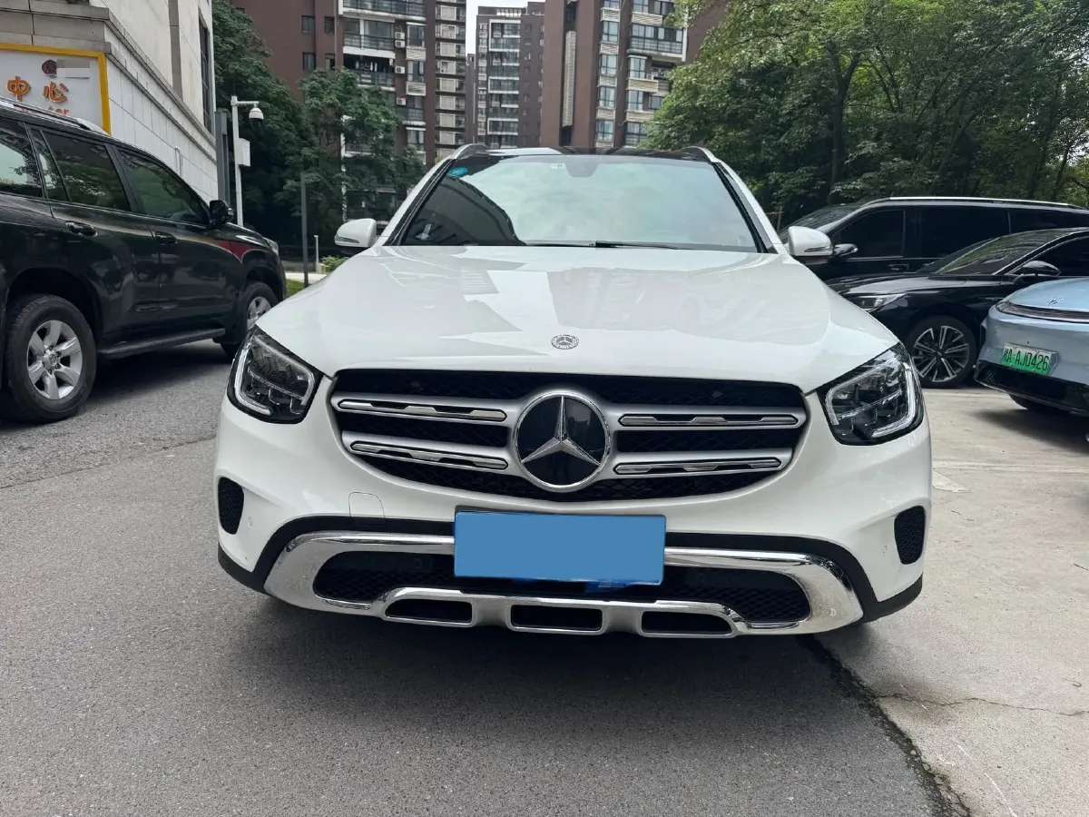 2020 Mercedes-Benz GLC Class 2.0T 197HP L4 9AT,autocango,china used car exporter,china ev exporter,chinese used car exporter,chinese used ev exporter