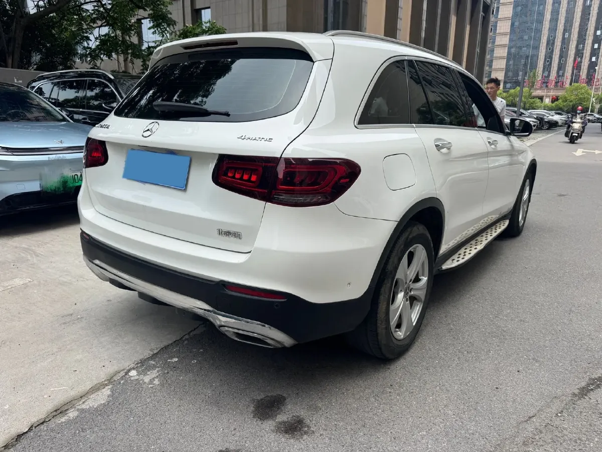 2020 Mercedes-Benz GLC Class 2.0T 197HP L4 9AT,autocango,china used car exporter,china ev exporter,chinese used car exporter,chinese used ev exporter