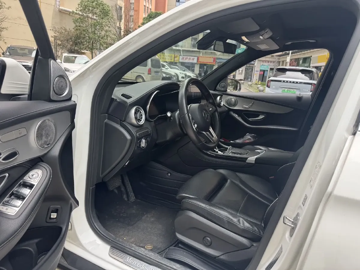 2020 Mercedes-Benz GLC Class 2.0T 197HP L4 9AT,autocango,china used car exporter,china ev exporter,chinese used car exporter,chinese used ev exporter