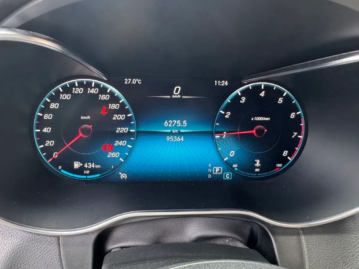 2020 Mercedes-Benz GLC Class 2.0T 197HP L4 9AT,autocango,china used car exporter,china ev exporter,chinese used car exporter,chinese used ev exporter