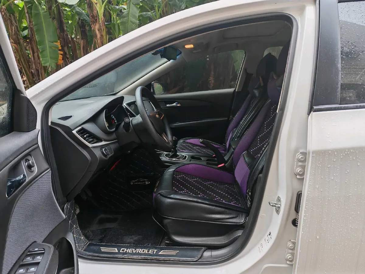 2019 Chevrolet Cavalier 1.5L 113HP L4 5MT,autocango,china used car exporter,china ev exporter,chinese used car exporter,chinese used ev exporter