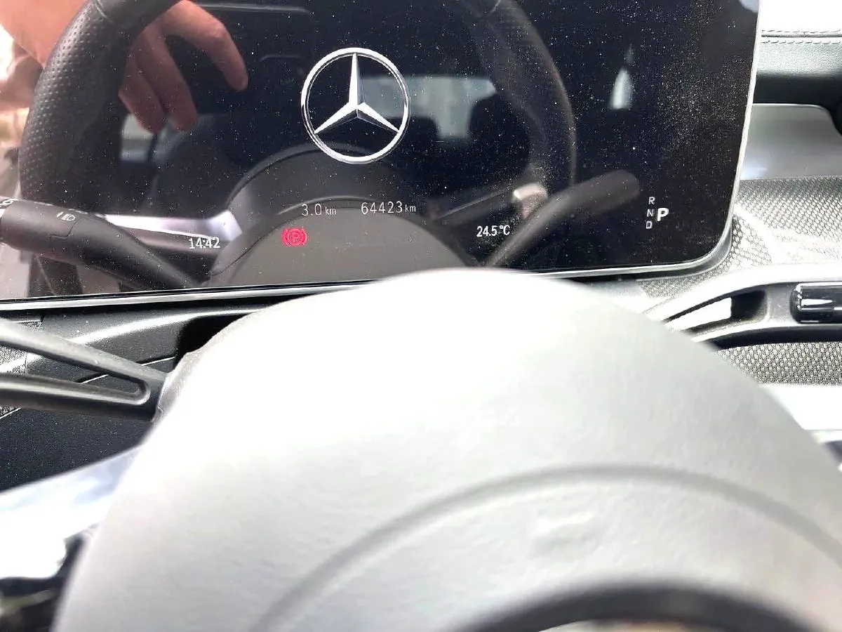 2024 Mercedes-Benz C Class 1.5T 204HP L4 9AT,autocango,china used car exporter,china ev exporter,chinese used car exporter,chinese used ev exporter