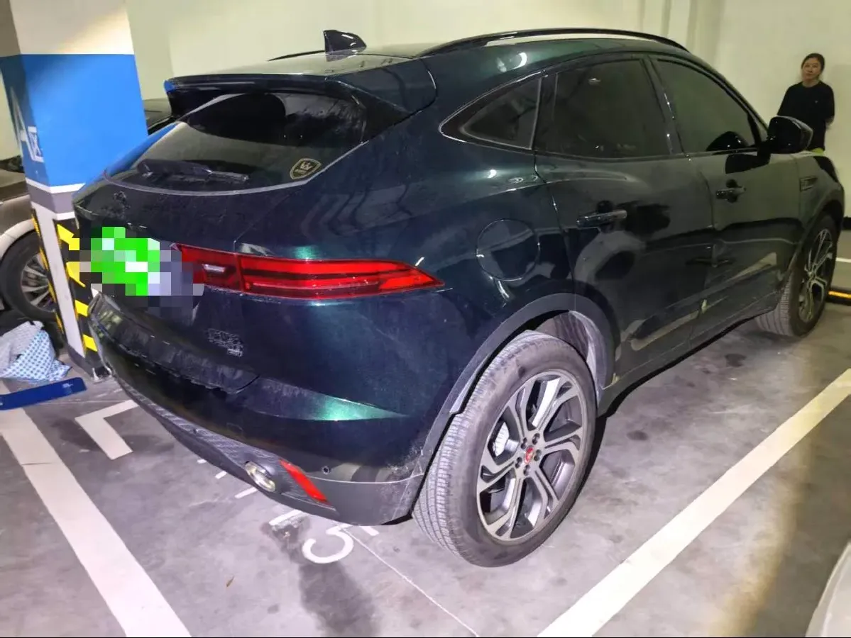 2024 Jaguar E-PACE 2.0T 249HP L4 9AT,autocango,china used car exporter,china ev exporter,chinese used car exporter,chinese used ev exporter
