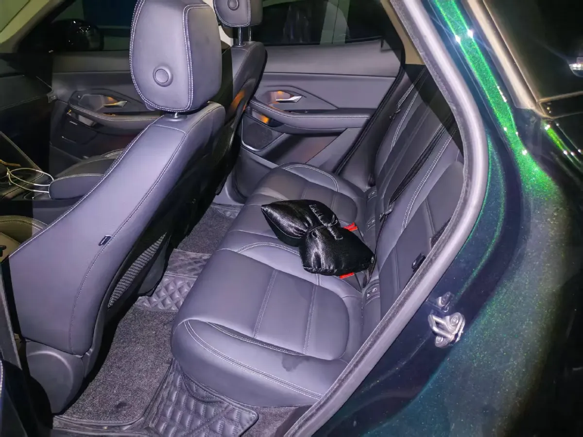 2024 Jaguar E-PACE 2.0T 249HP L4 9AT,autocango,china used car exporter,china ev exporter,chinese used car exporter,chinese used ev exporter