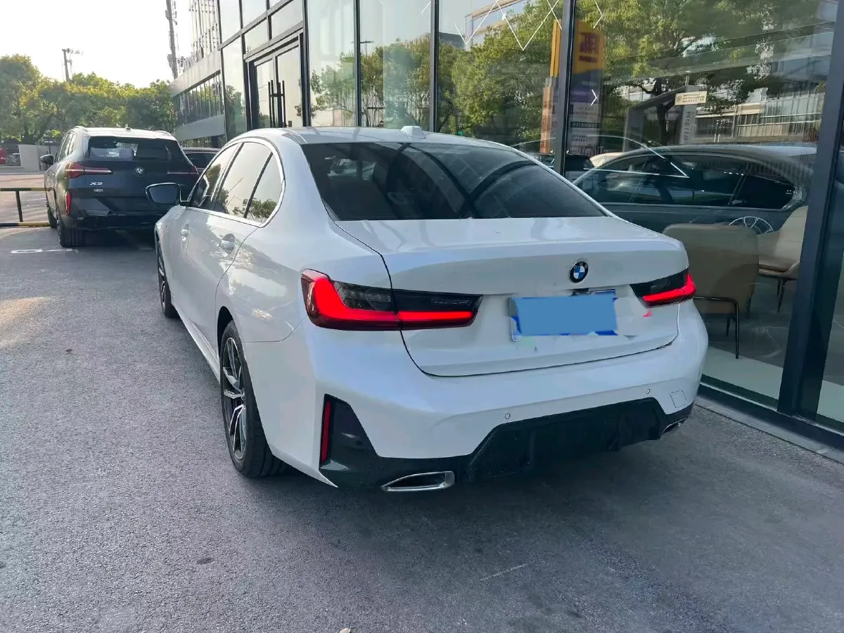 2023 BMW 3 Series 2.0T 156HP L4 8AT,autocango,china used car exporter,china ev exporter,chinese used car exporter,chinese used ev exporter