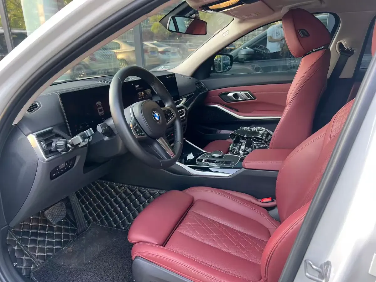 2023 BMW 3 Series 2.0T 156HP L4 8AT,autocango,china used car exporter,china ev exporter,chinese used car exporter,chinese used ev exporter