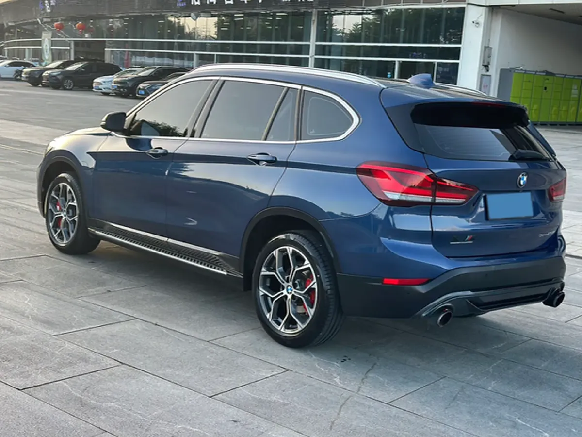 2022 BMW X1 2.0T 192HP L4 7DCT,autocango,china used car exporter,china ev exporter,chinese used car exporter,chinese used ev exporter