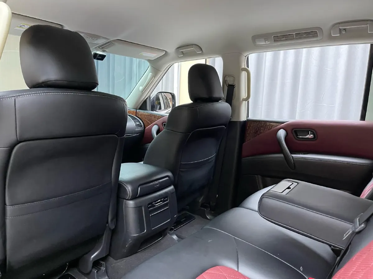 2018 Nissan Patrol 4.0L 279HP V6 7AT,autocango,china used car exporter,china ev exporter,chinese used car exporter,chinese used ev exporter