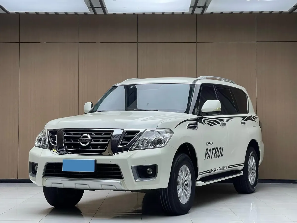 2018 Nissan Patrol 4.0L 279HP V6 7AT,autocango,china used car exporter,china ev exporter,chinese used car exporter,chinese used ev exporter