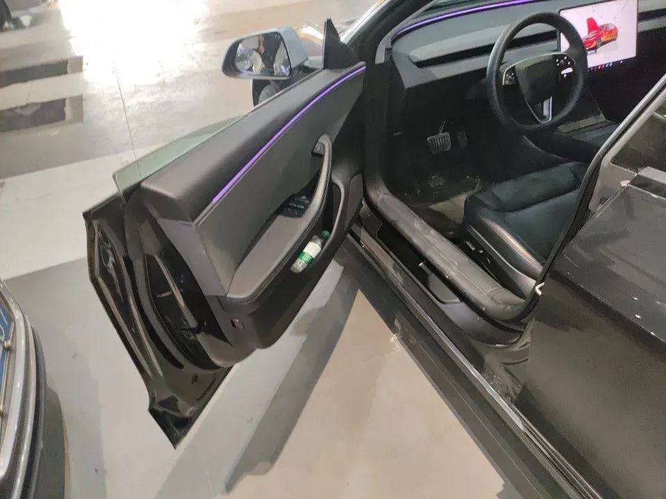 2025 Tesla Model 3 BEV 62.5KWH,autocango,china used car exporter,china ev exporter,chinese used car exporter,chinese used ev exporter