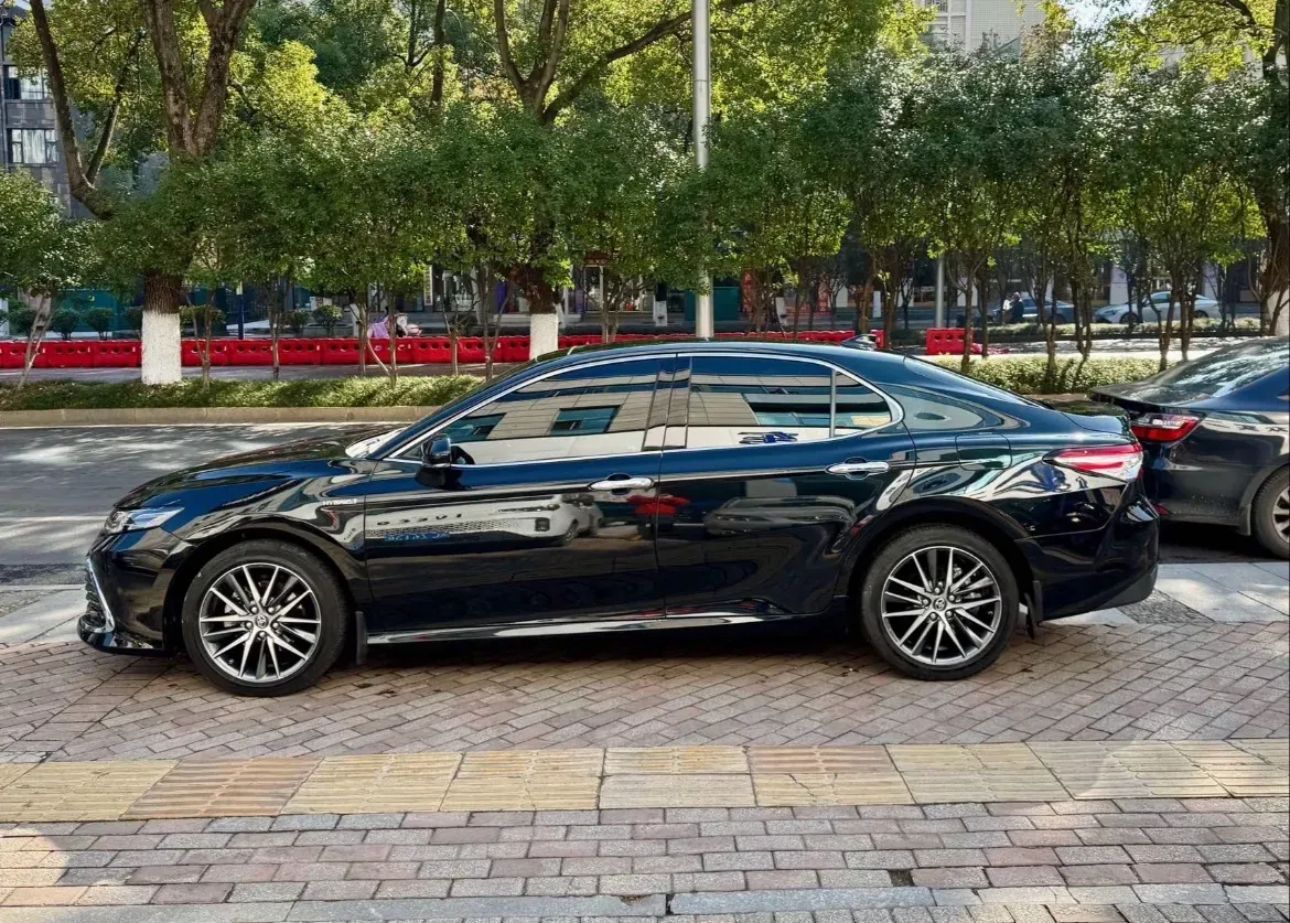 2021 Toyota Camry 2.5L 178HP L4 E-CVT Hybrid,autocango,china used car exporter,china ev exporter,chinese used car exporter,chinese used ev exporter