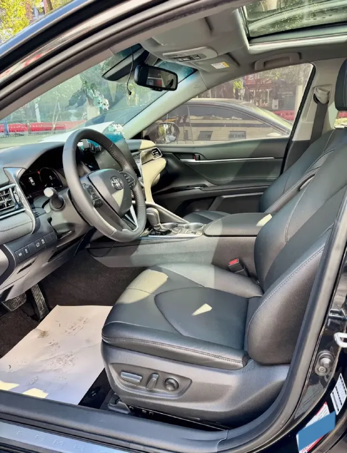 2021 Toyota Camry 2.5L 178HP L4 E-CVT Hybrid,autocango,china used car exporter,china ev exporter,chinese used car exporter,chinese used ev exporter