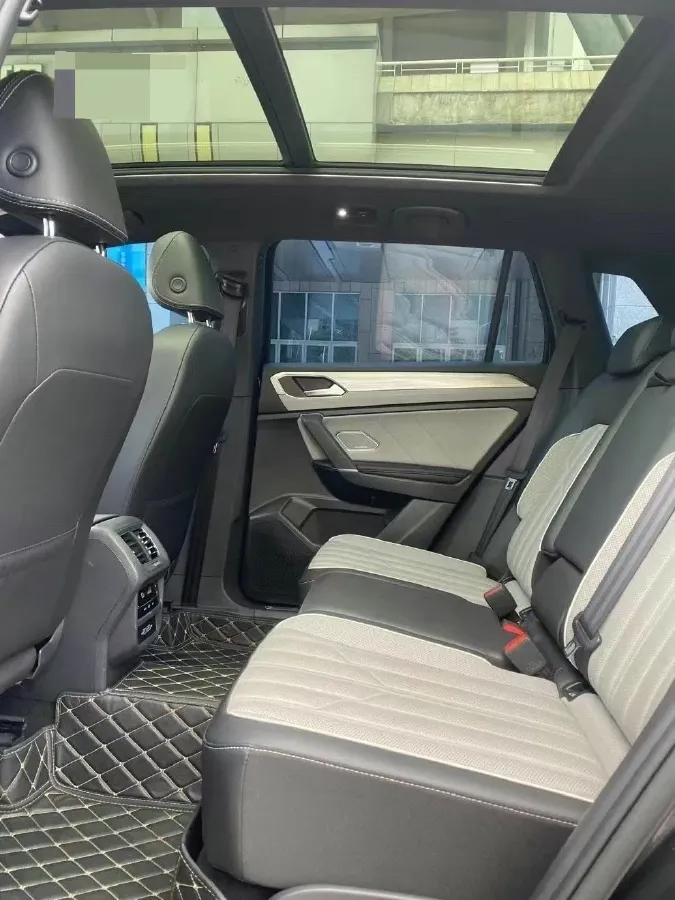 2023 Volkswagen Tayron 2.0T 220HP L4 7DCT,autocango,china used car exporter,china ev exporter,chinese used car exporter,chinese used ev exporter