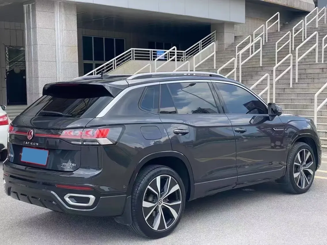 2023 Volkswagen Tayron 2.0T 220HP L4 7DCT,autocango,china used car exporter,china ev exporter,chinese used car exporter,chinese used ev exporter