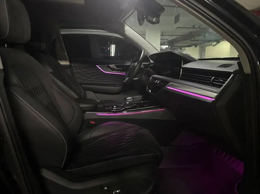 2022 HongQi HS5 2.0T 224HP L4 6AT,autocango,china used car exporter,china ev exporter,chinese used car exporter,chinese used ev exporter