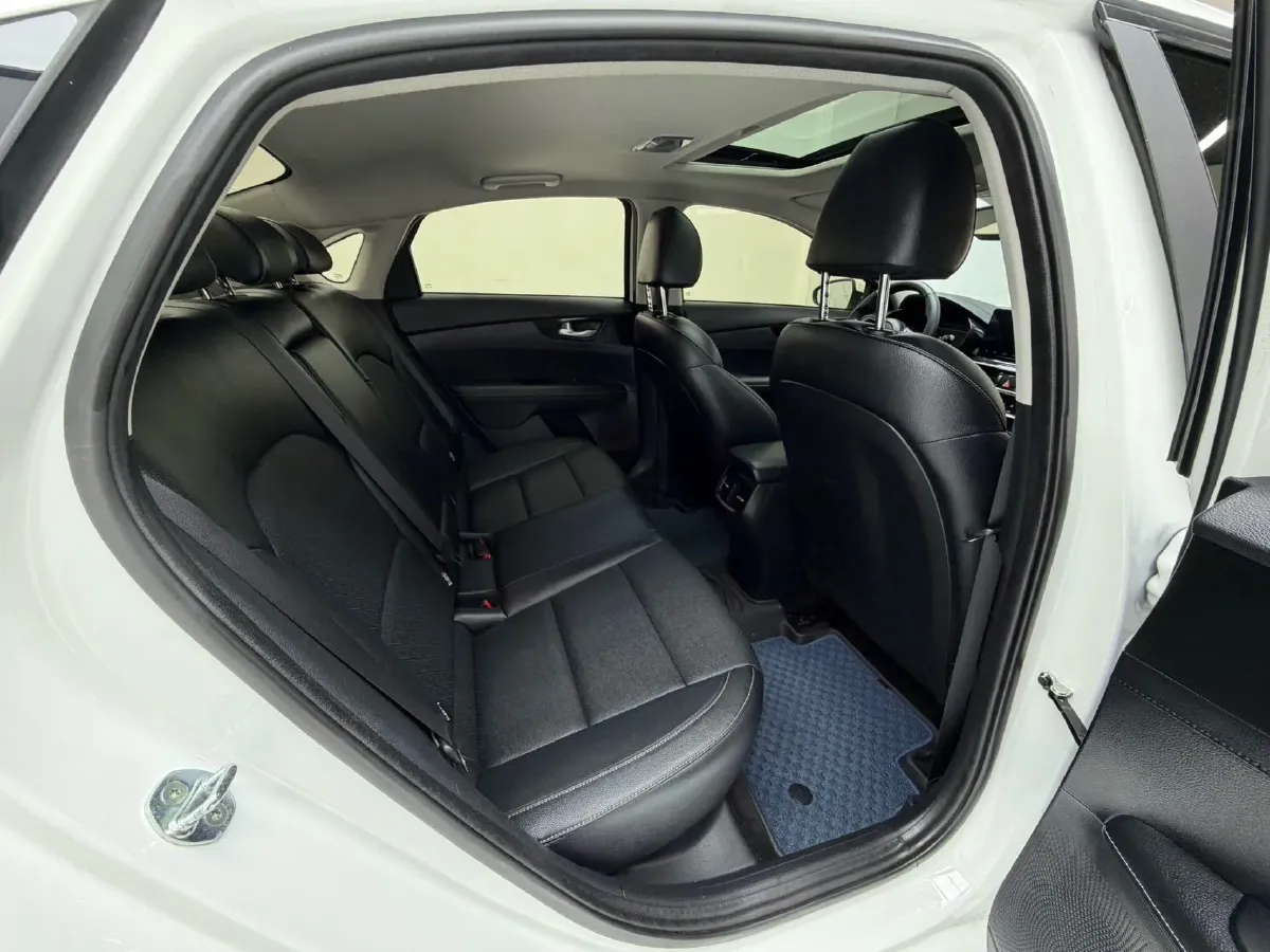2021 Kia K3 1.5L 115HP L4 CVT,autocango,china used car exporter,china ev exporter,chinese used car exporter,chinese used ev exporter