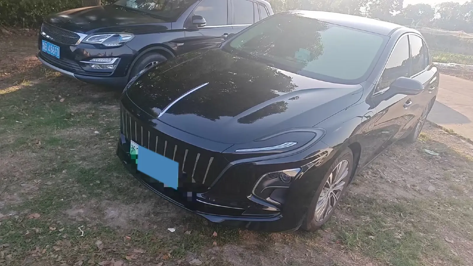 2024 HongQi E-QM5 BEV 72KWH,autocango,china used car exporter,china ev exporter,chinese used car exporter,chinese used ev exporter