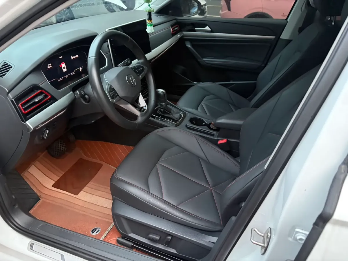 2024 Volkswagen Lavida 1.5T 160HP L4 7DCT,autocango,china used car exporter,china ev exporter,chinese used car exporter,chinese used ev exporter
