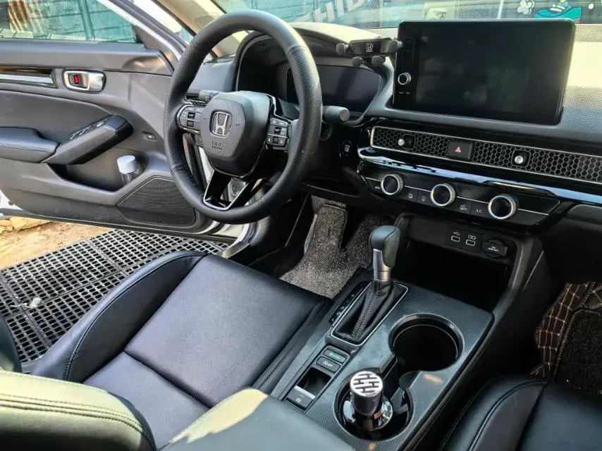 2023 Honda Civic 1.5T 182HP L4 CVT,autocango,china used car exporter,china ev exporter,chinese used car exporter,chinese used ev exporter