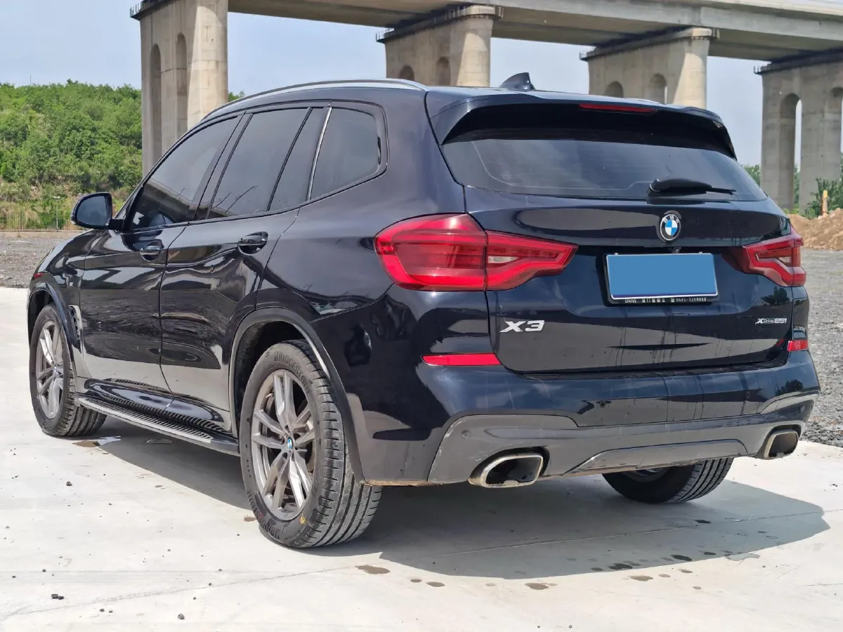 2021 BMW X3 2.0T 184HP L4 8AT,autocango,china used car exporter,china ev exporter,chinese used car exporter,chinese used ev exporter
