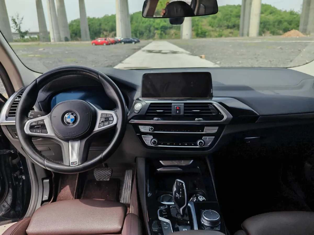 2021 BMW X3 2.0T 184HP L4 8AT,autocango,china used car exporter,china ev exporter,chinese used car exporter,chinese used ev exporter