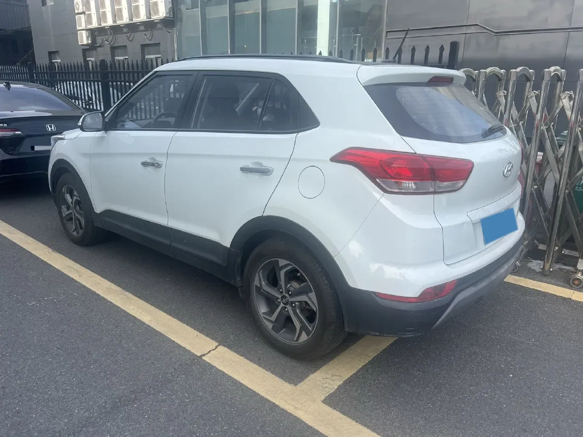 2017 Hyundai ix25 1.6L 125HP L4 6AT,autocango,china used car exporter,china ev exporter,chinese used car exporter,chinese used ev exporter
