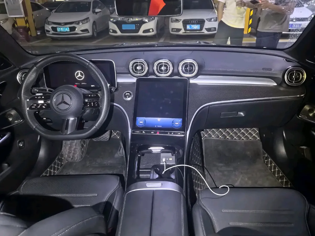 2024 Mercedes-Benz C Class 1.5T 204HP L4 9AT,autocango,china used car exporter,china ev exporter,chinese used car exporter,chinese used ev exporter