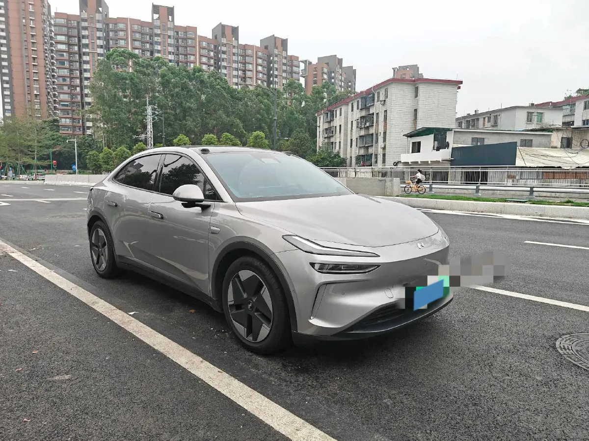 2024 IM L6 BEV 75KWH,autocango,china used car exporter,china ev exporter,chinese used car exporter,chinese used ev exporter